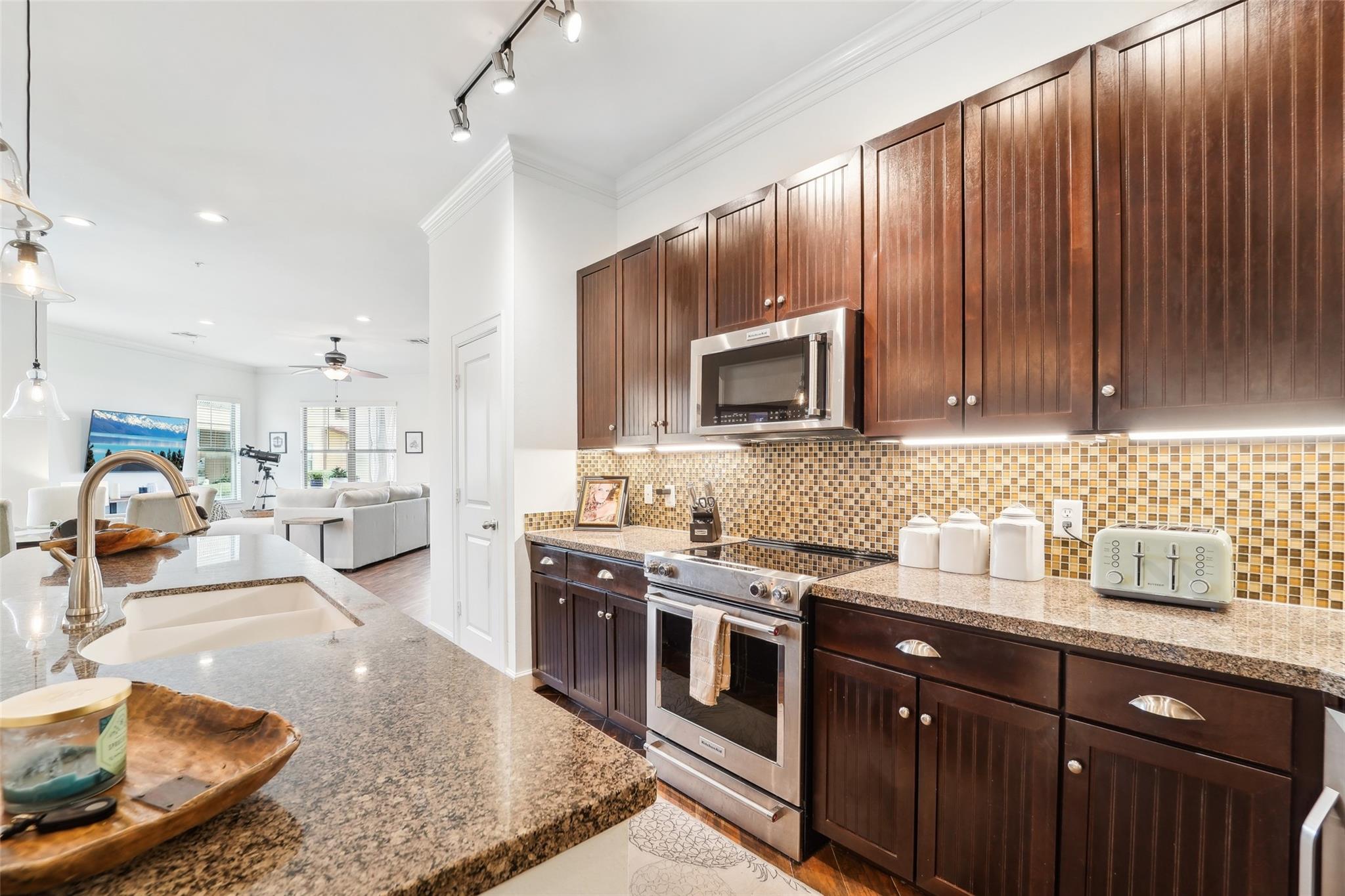 17040 W Fm 1097 Road # 4101