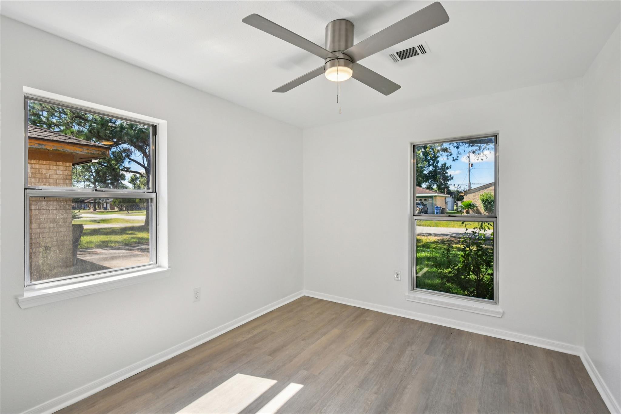 1118 N Noble Road, Texas City