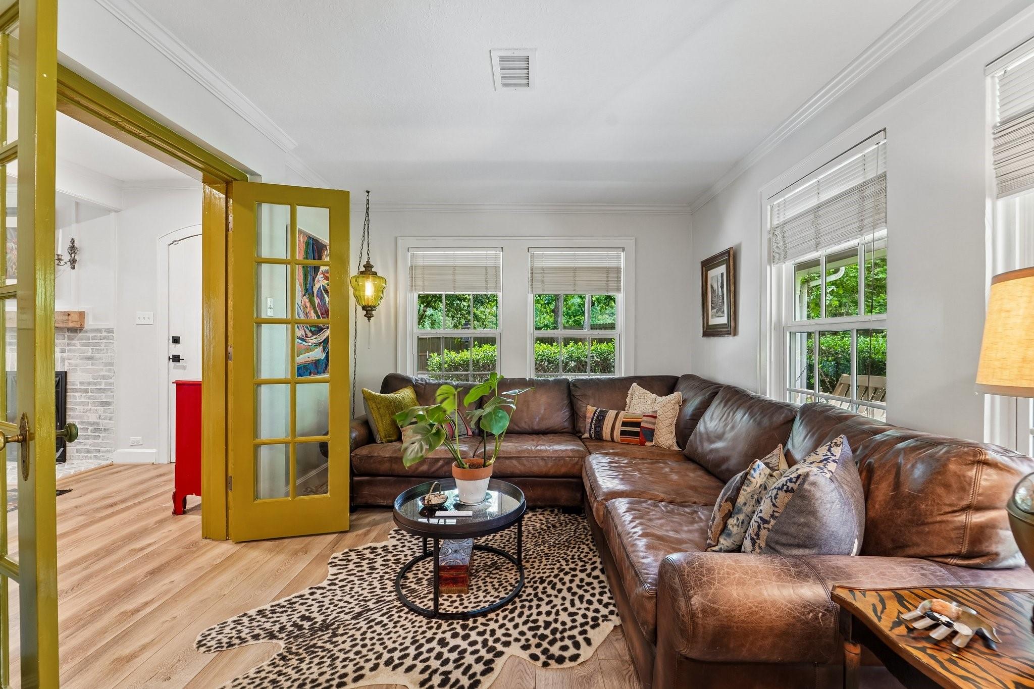1693 Mohawk Drive