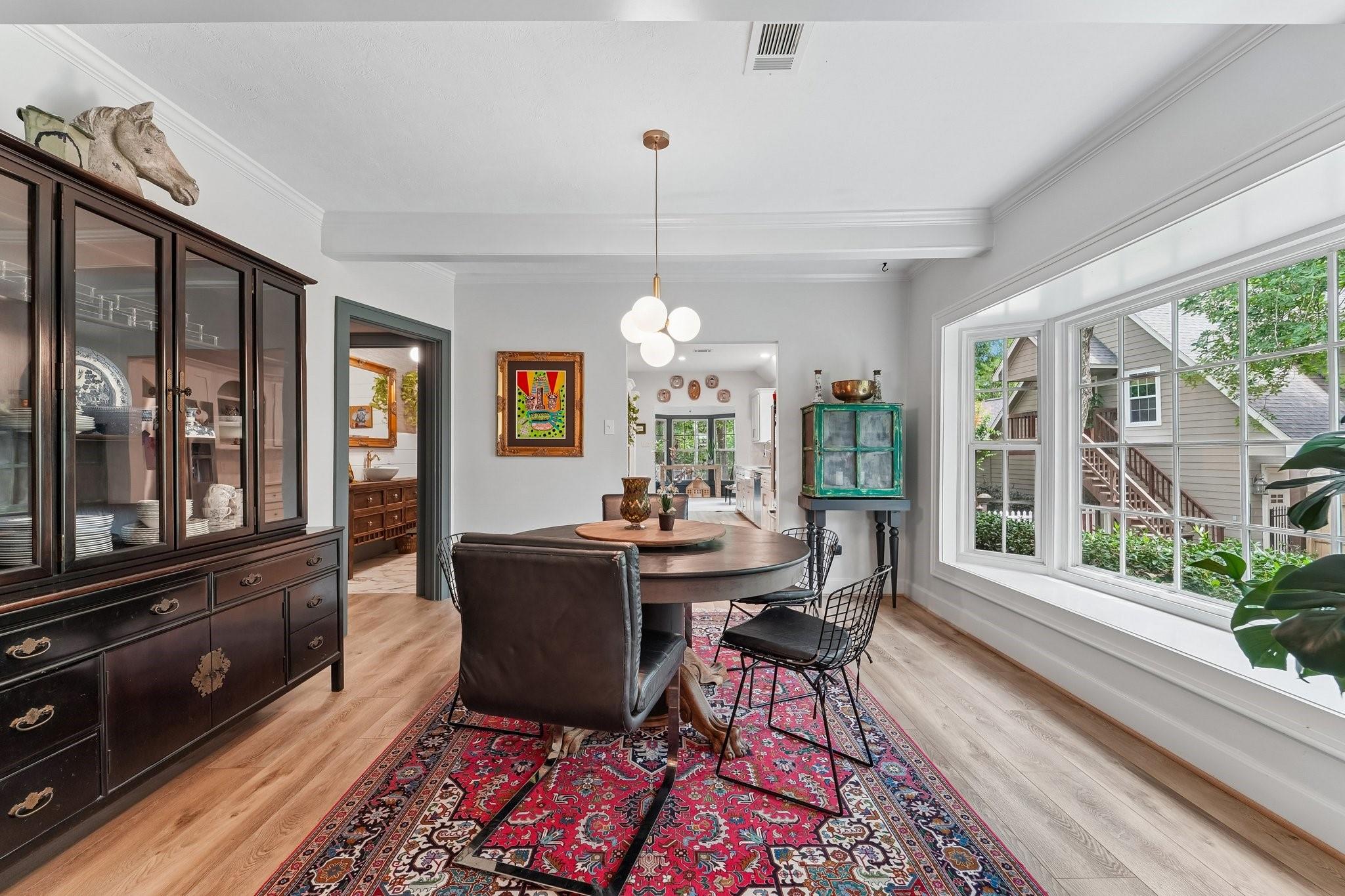 1693 Mohawk Drive