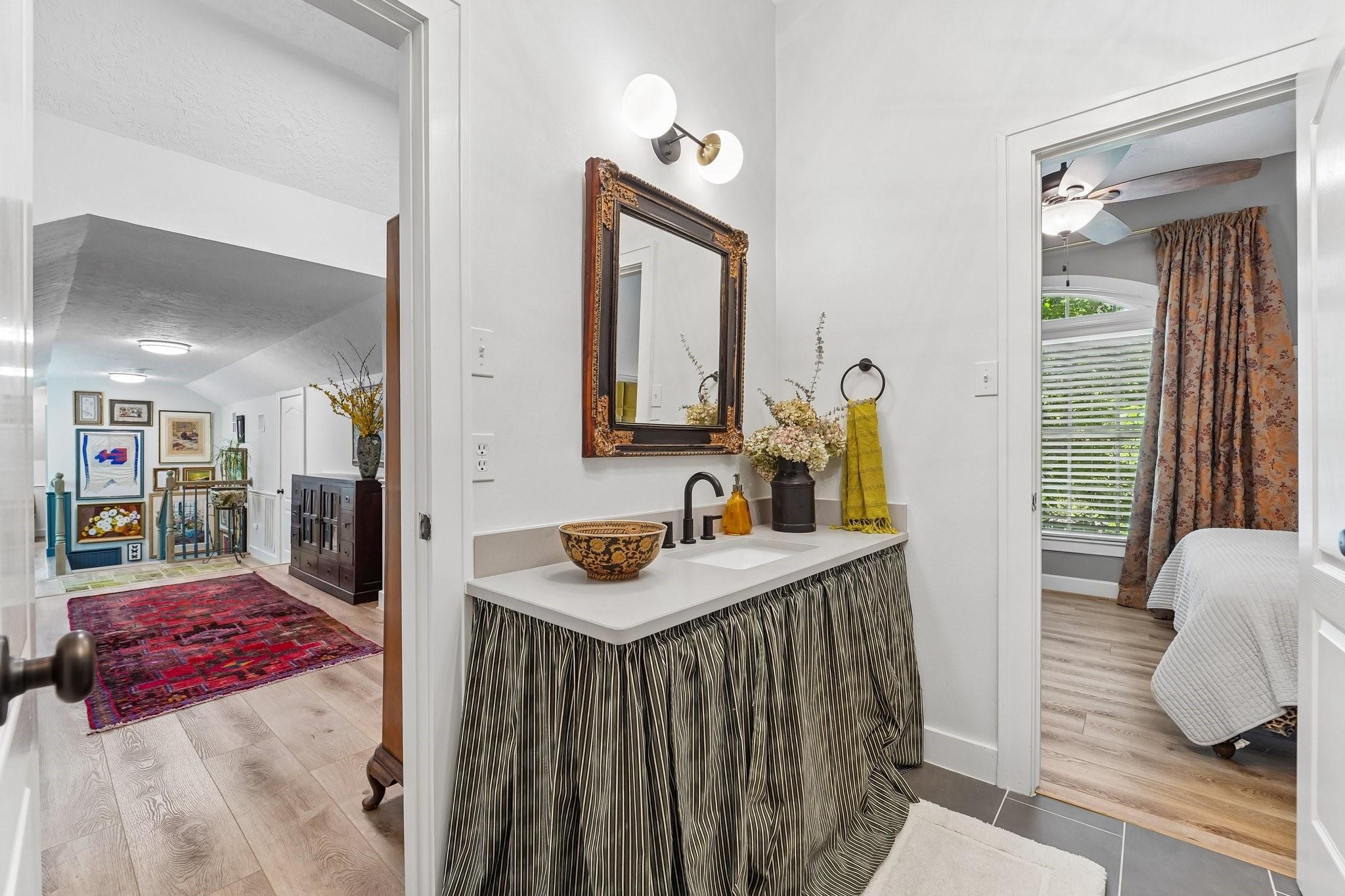 1693 Mohawk Drive