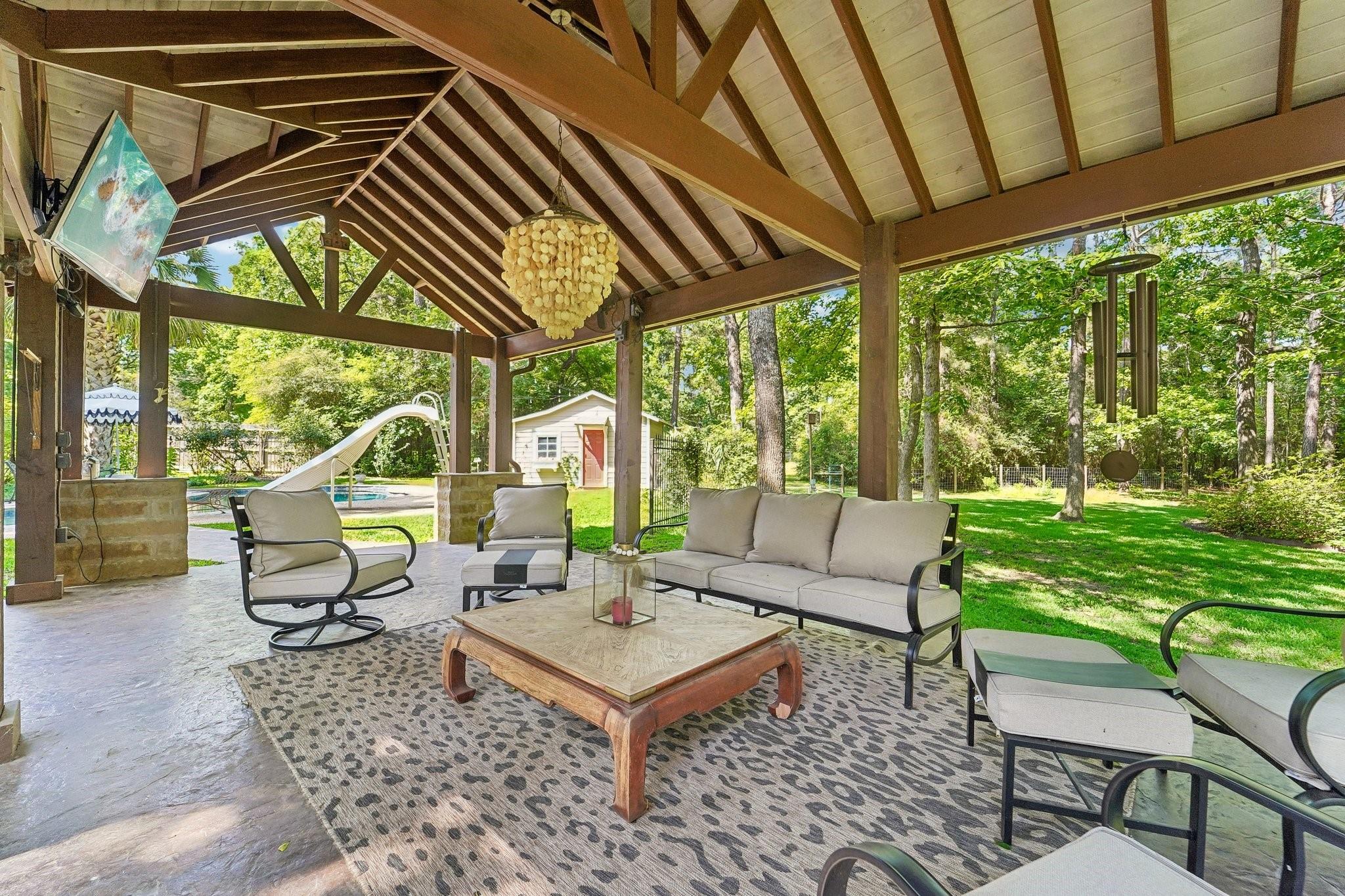 1693 Mohawk Drive