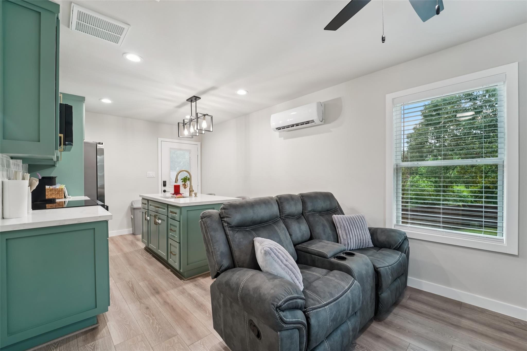 6 Rockingham Place Place