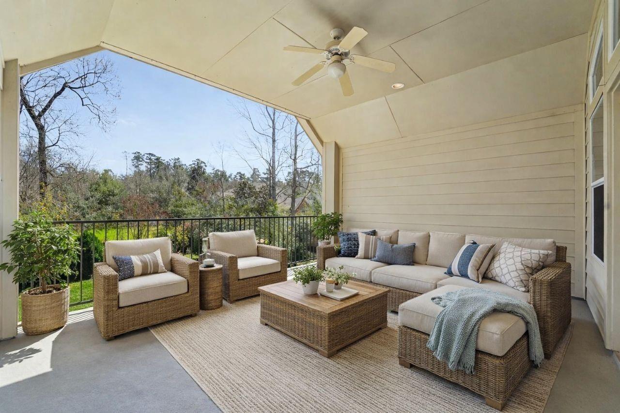 2441 W Bramlet Drive