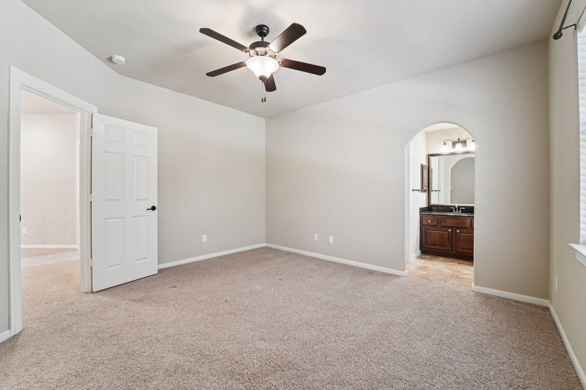 2441 W Bramlet Drive