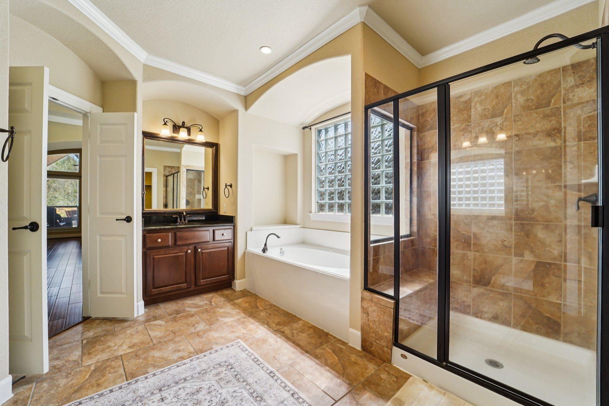 2441 W Bramlet Drive