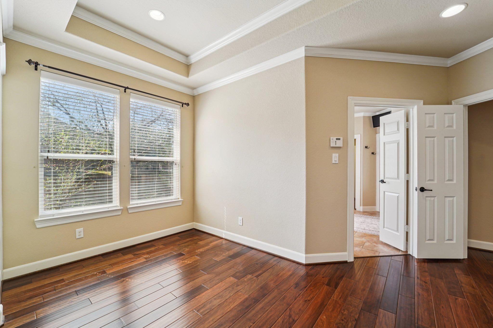 2441 W Bramlet Drive