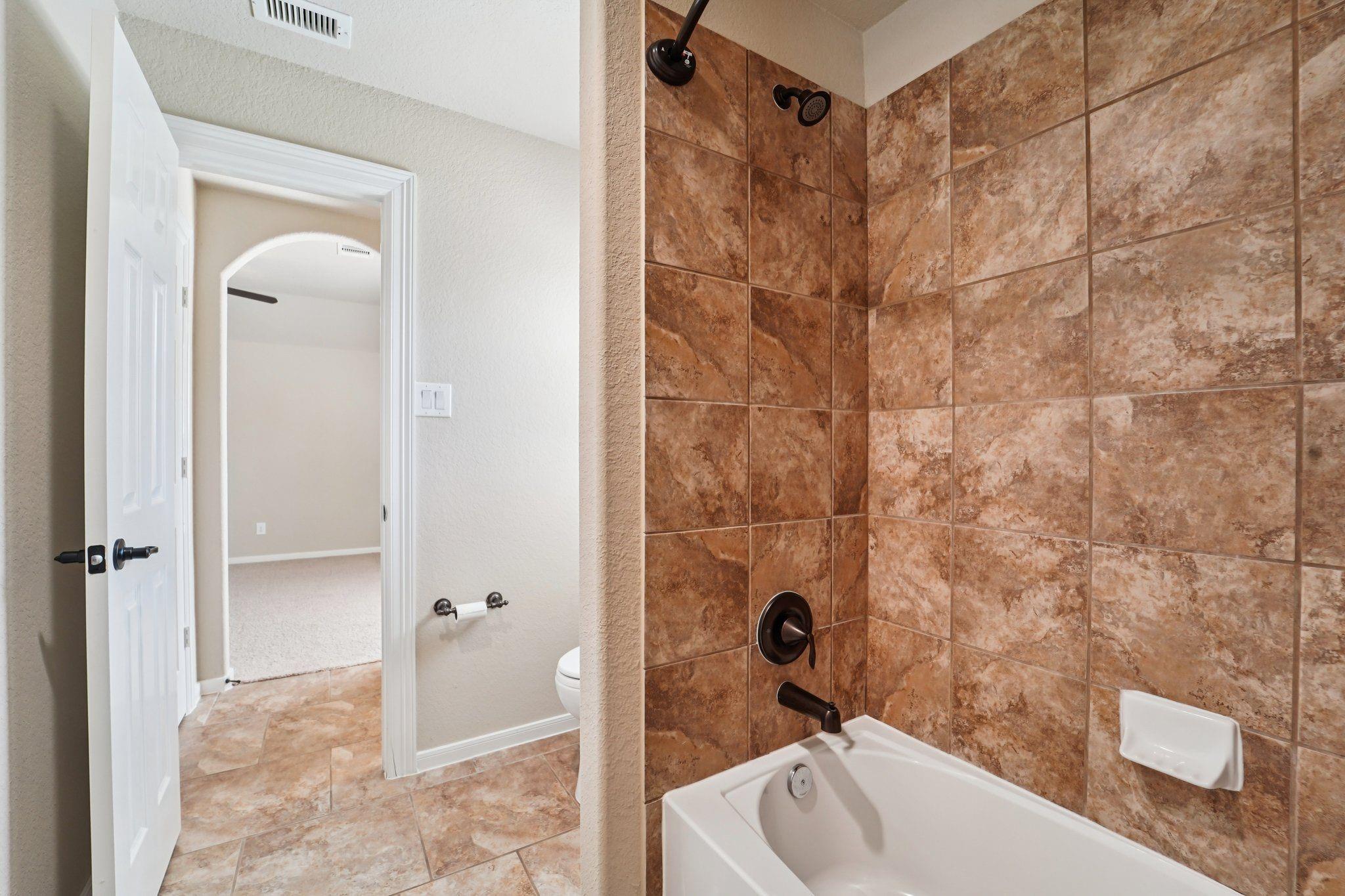 2441 W Bramlet Drive