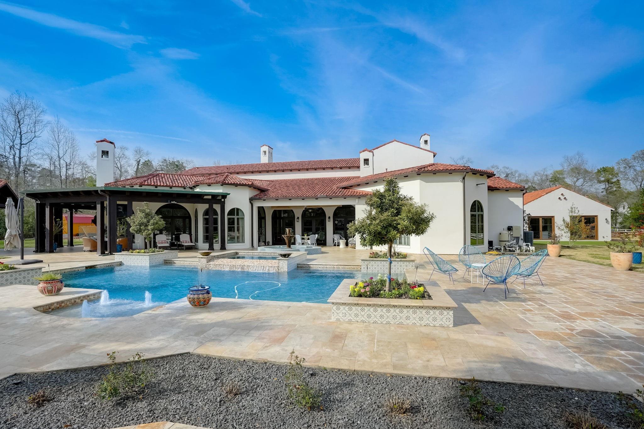 7519 Red Bay Circle