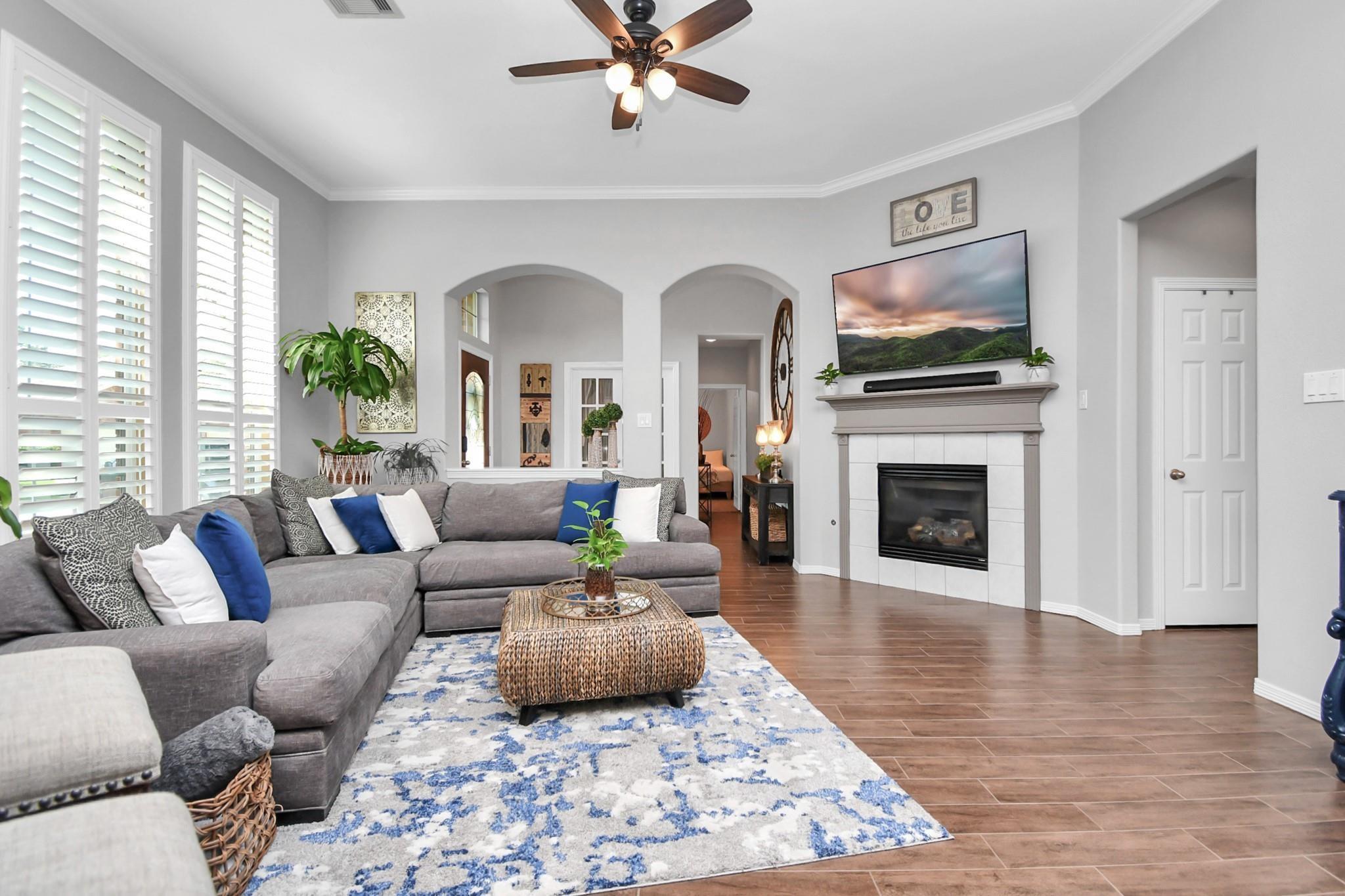 8624 Sunset Loch Drive