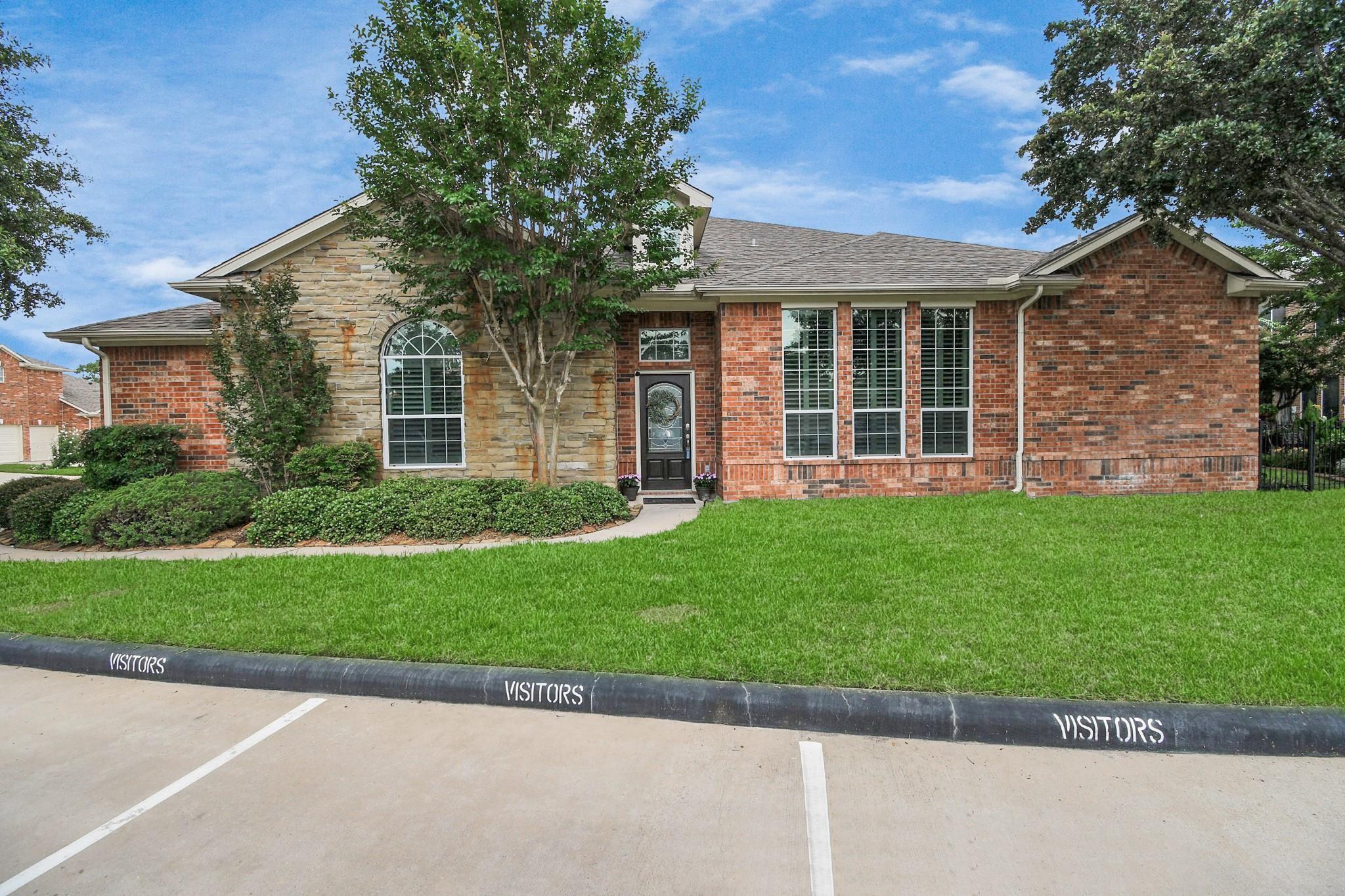 8624 Sunset Loch Drive