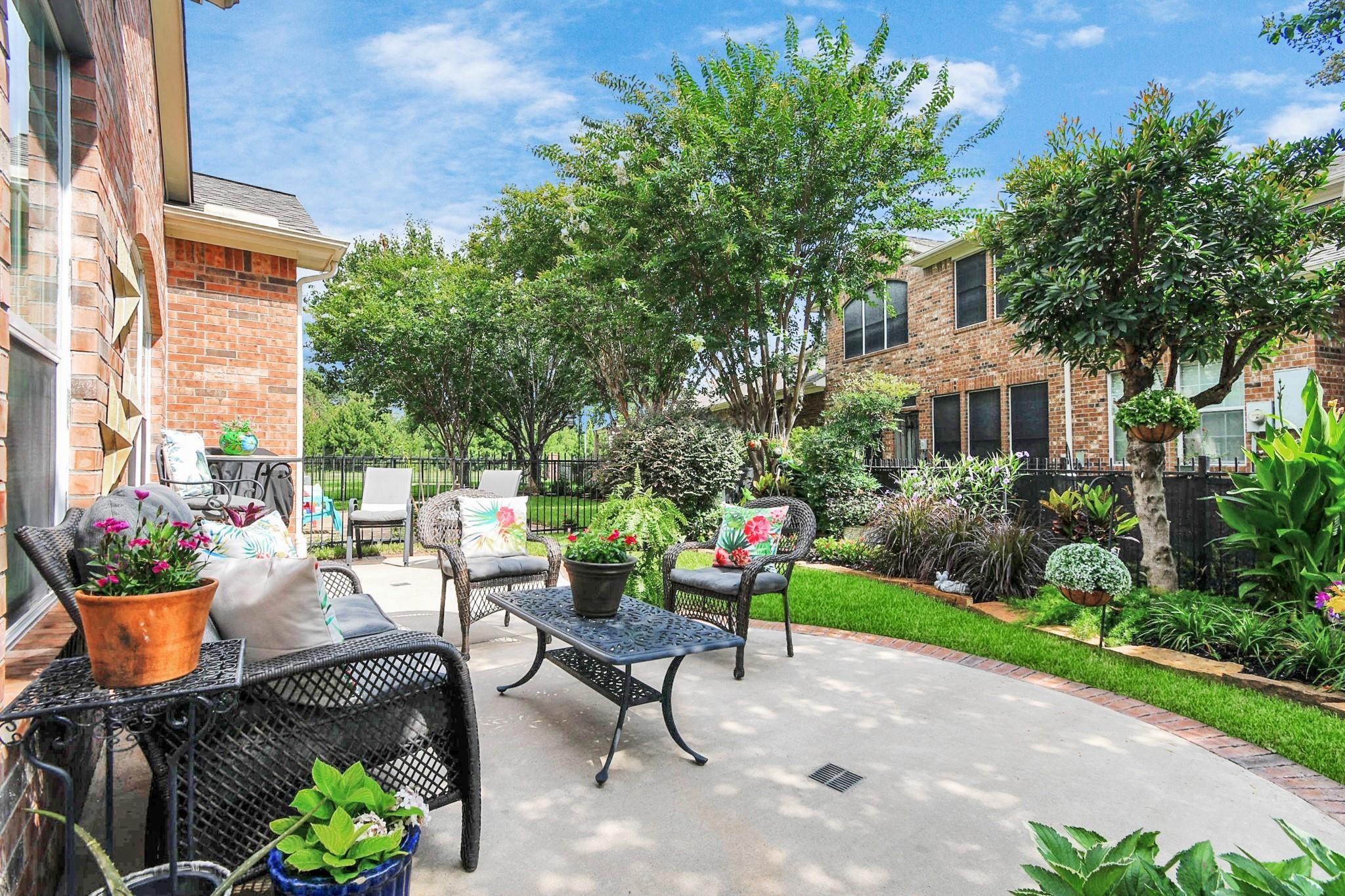 8624 Sunset Loch Drive