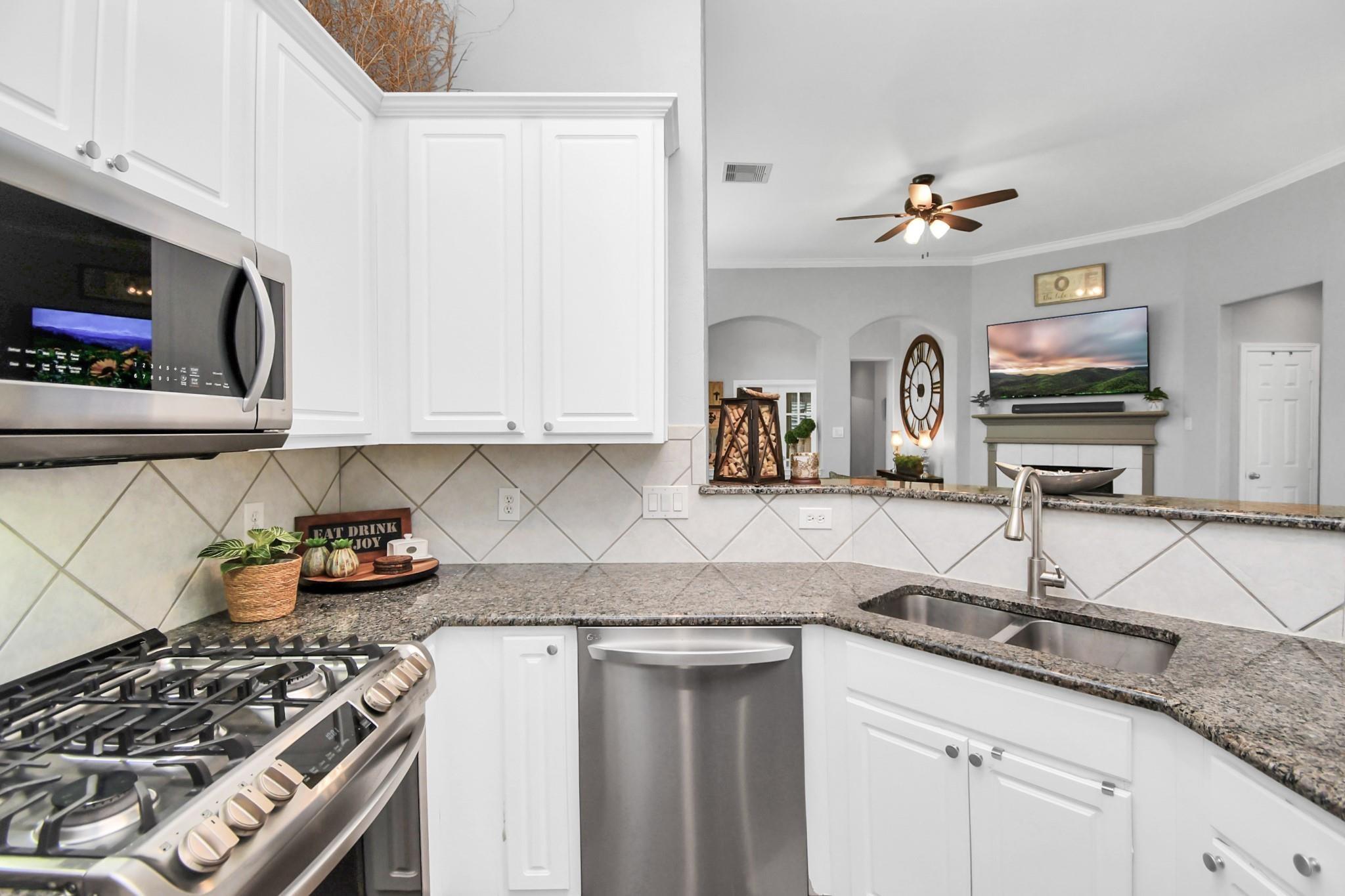 8624 Sunset Loch Drive
