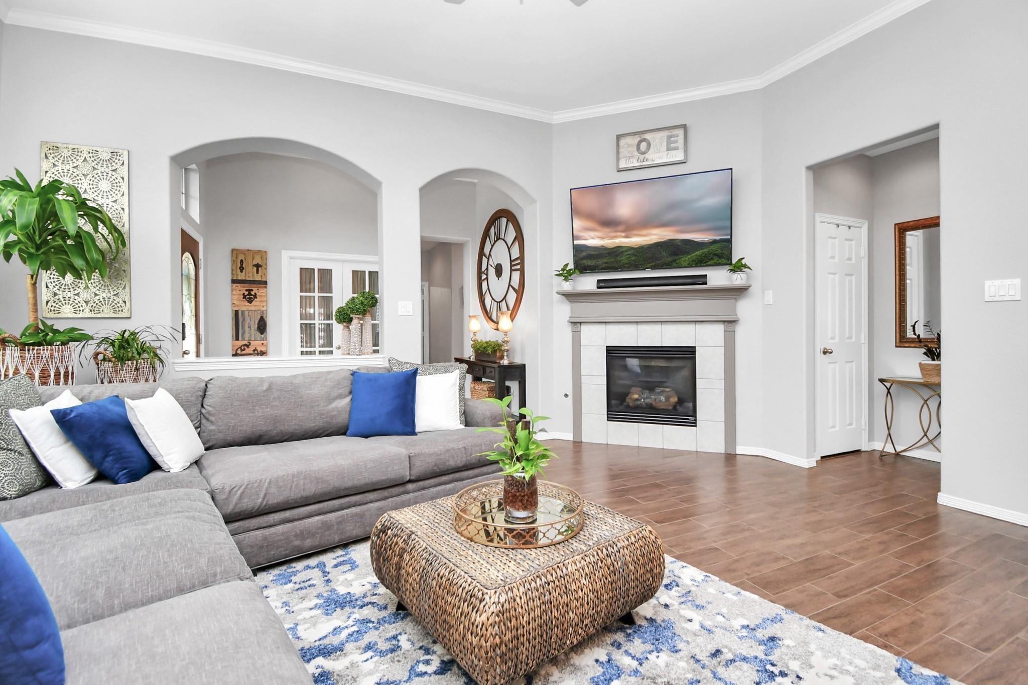 8624 Sunset Loch Drive