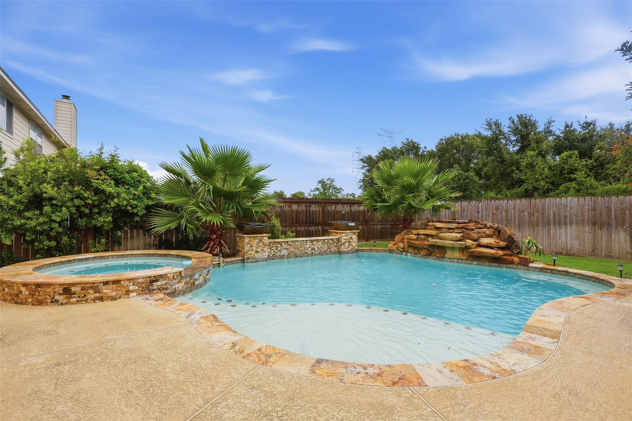 2538 Acadiana Lane