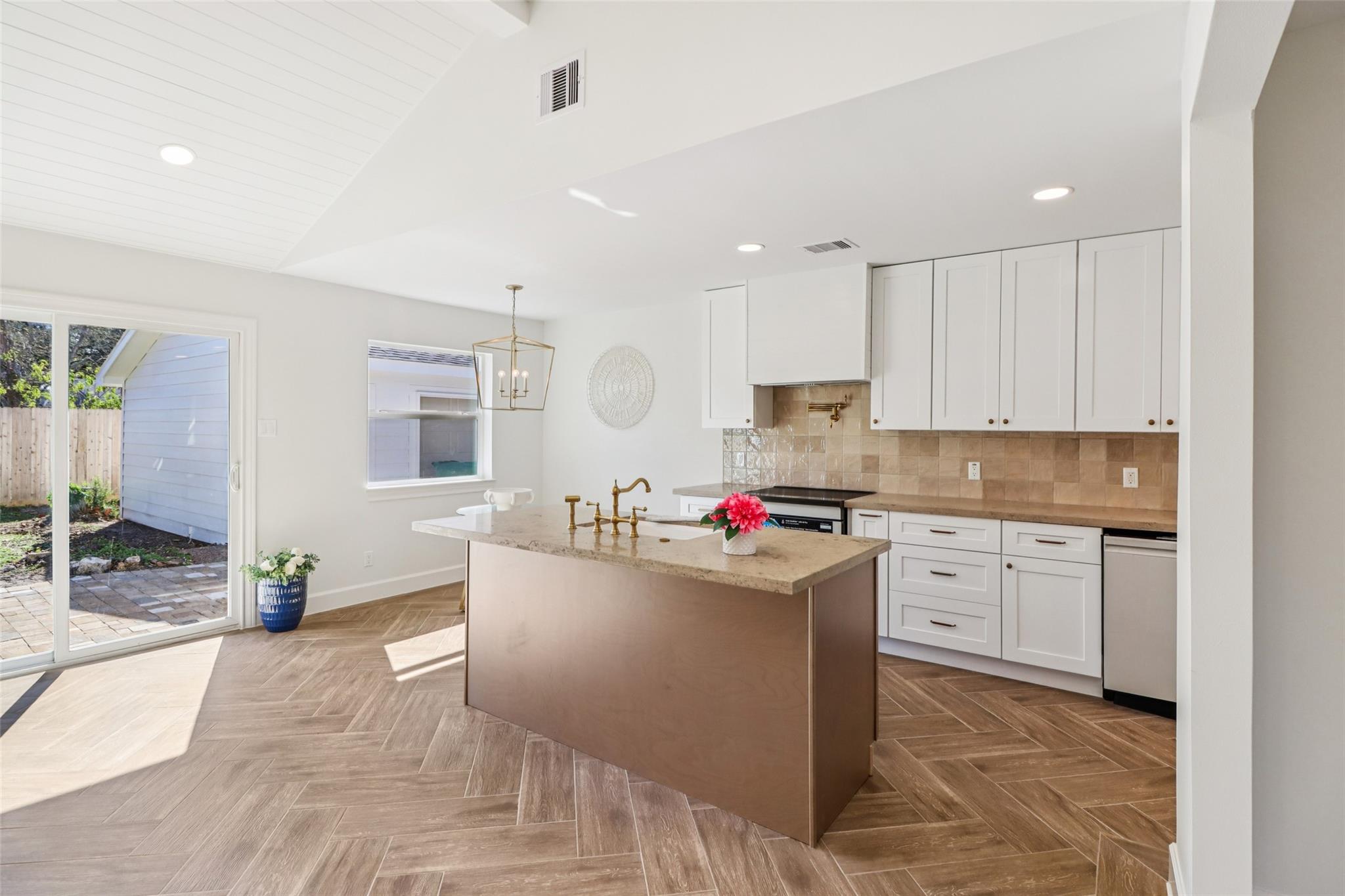 2019 Magnolia Drive