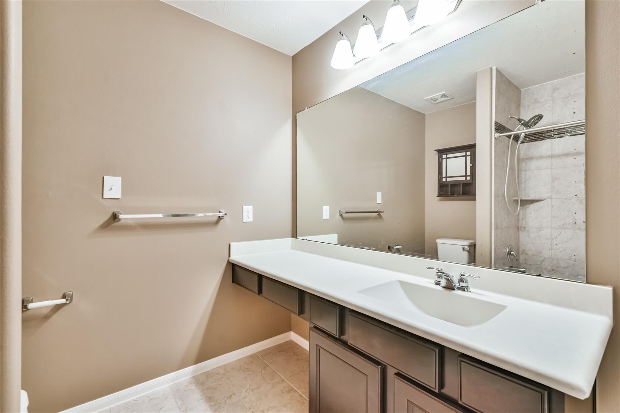 8513 Sunset Loch Drive