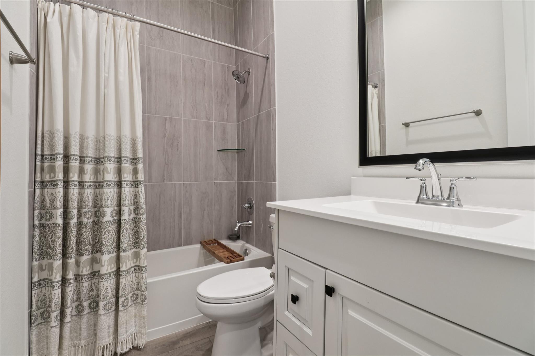 16007 Ruby Laurel Court
