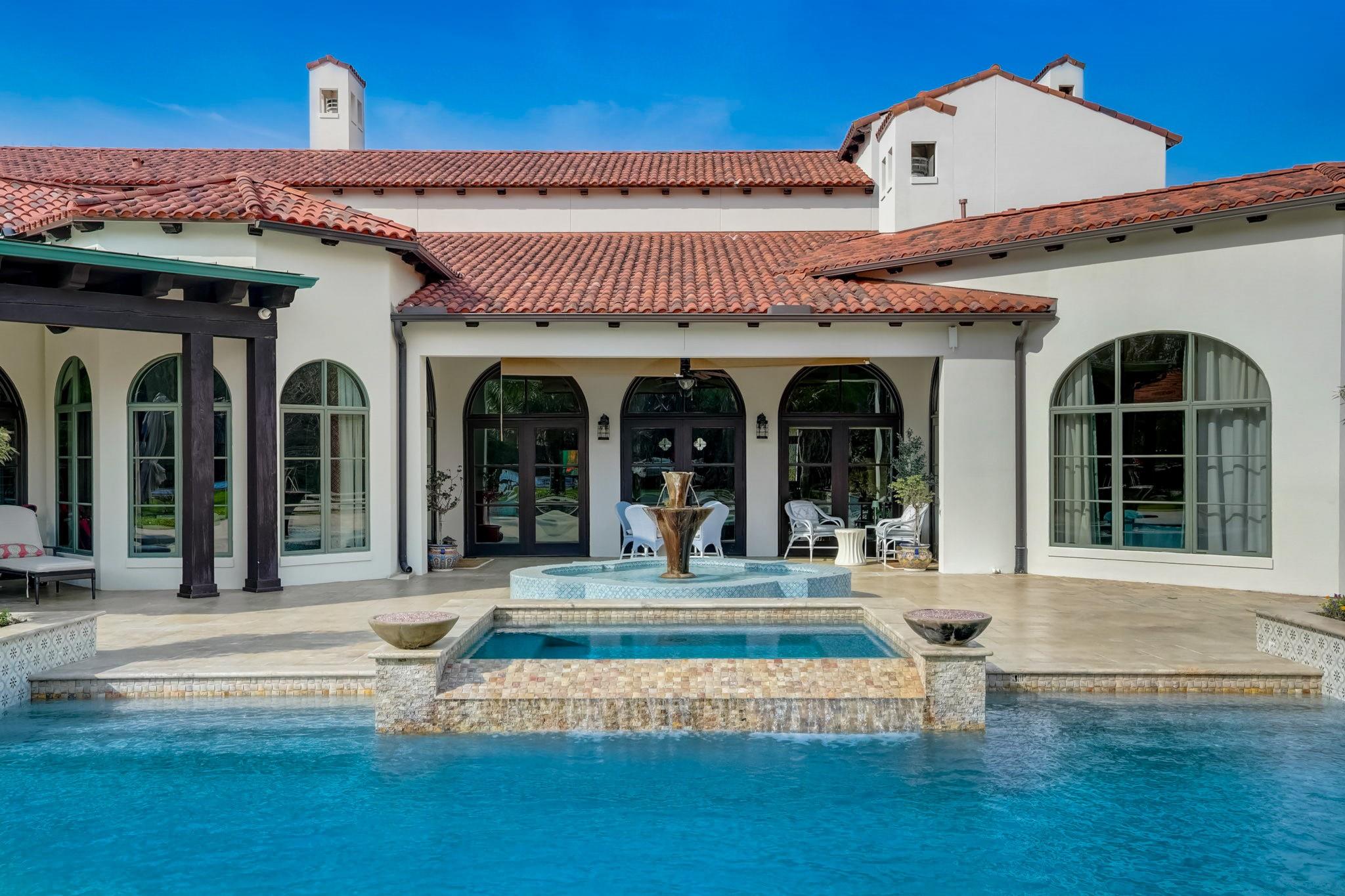 7519 Red Bay Circle