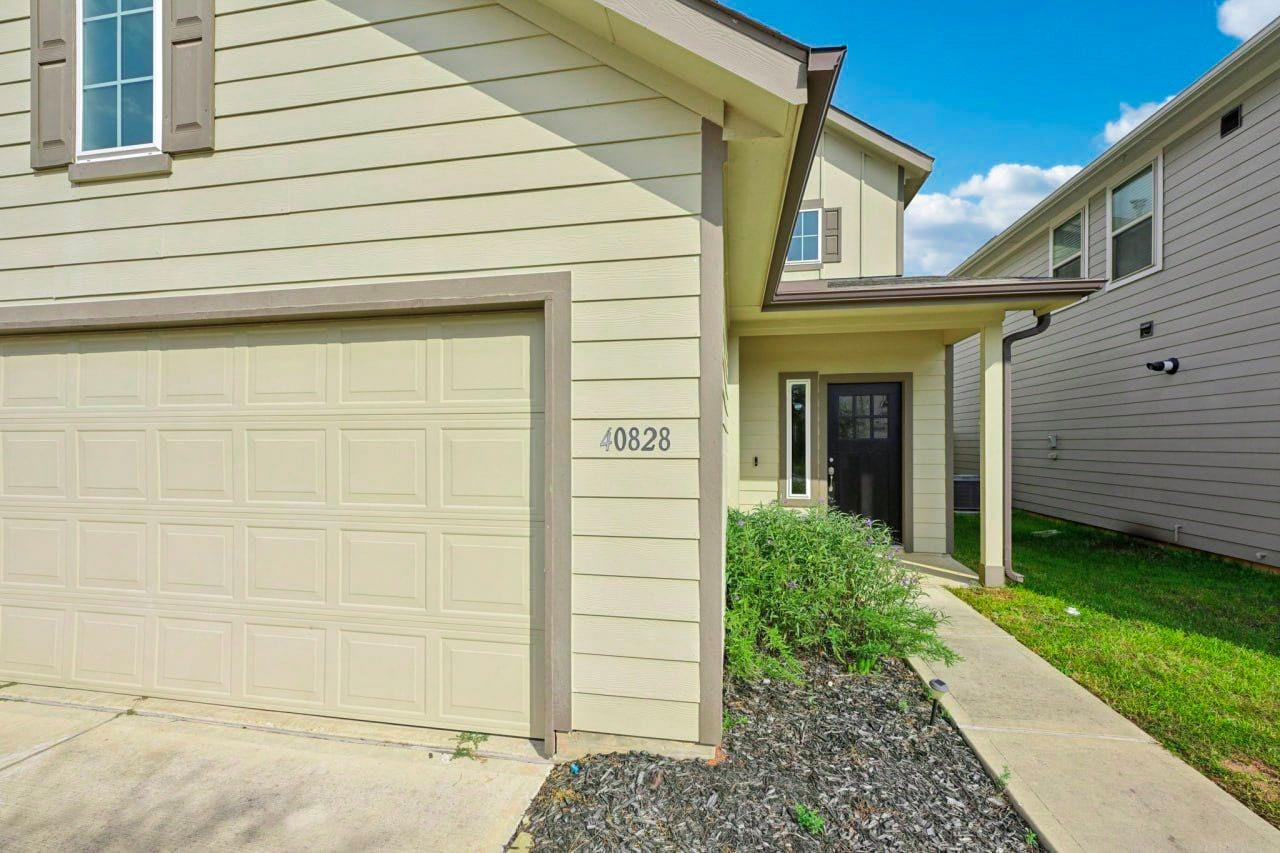 40828 Mostyn Hill Drive