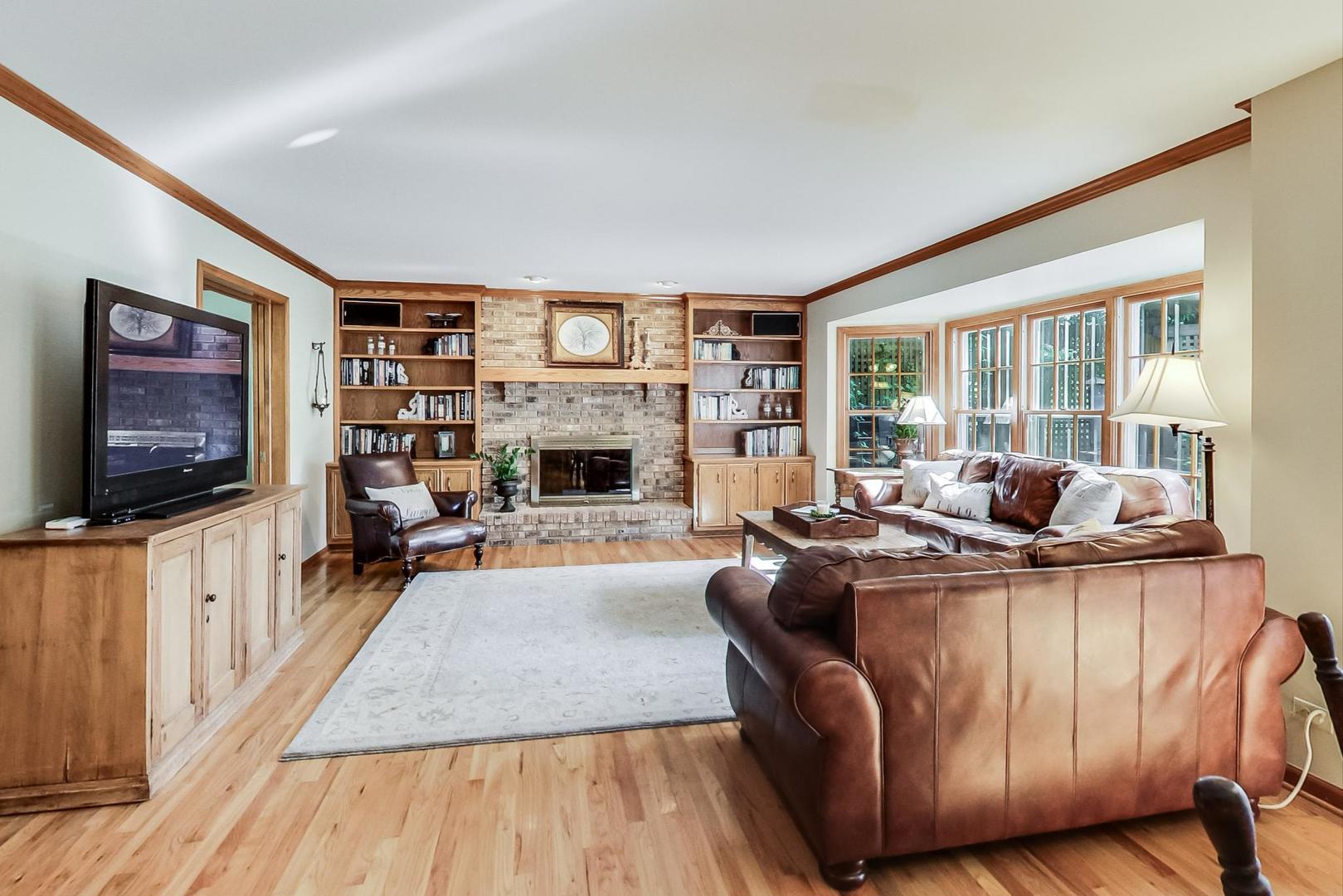 2120 Primrose Lane
