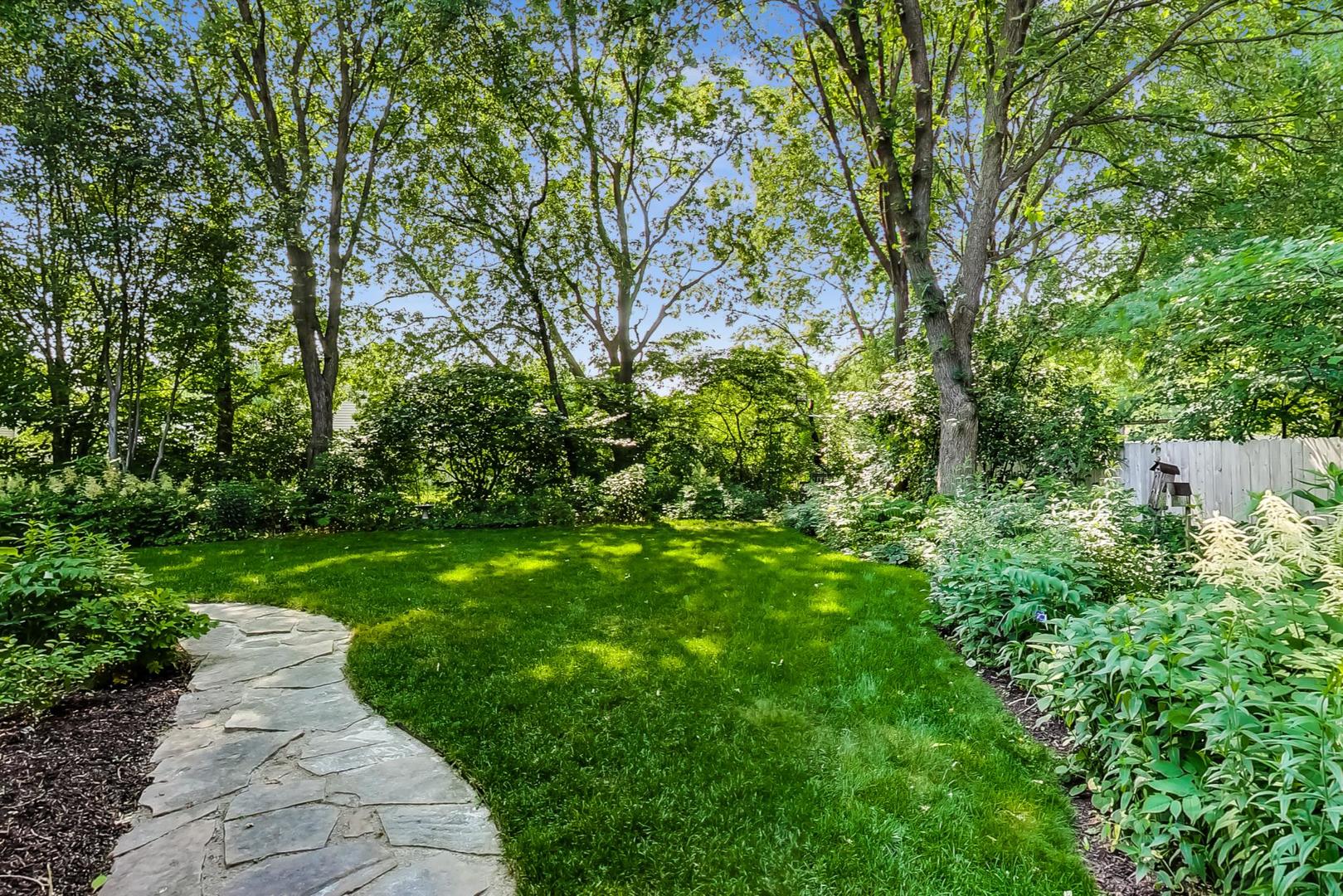 2120 Primrose Lane