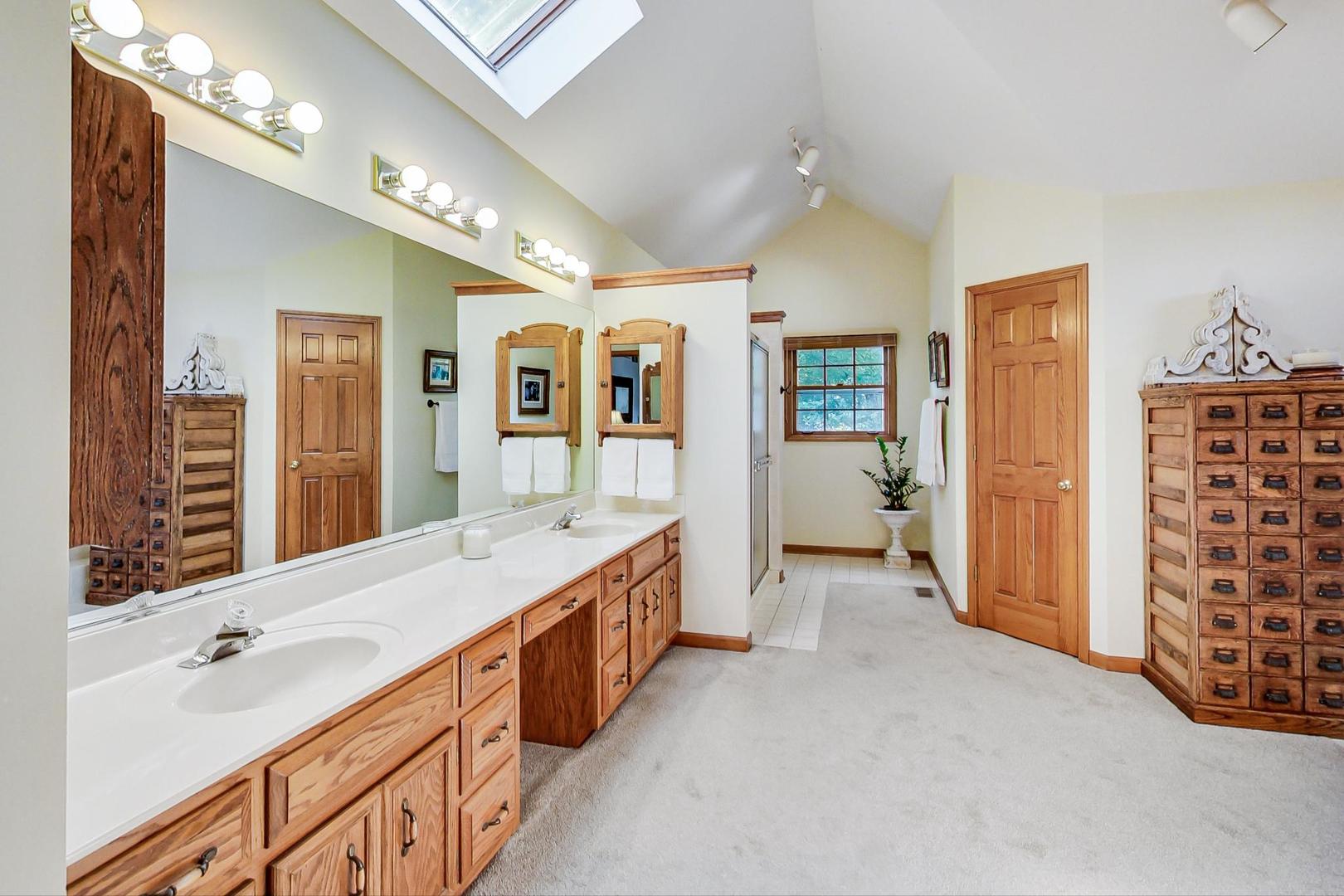 2120 Primrose Lane