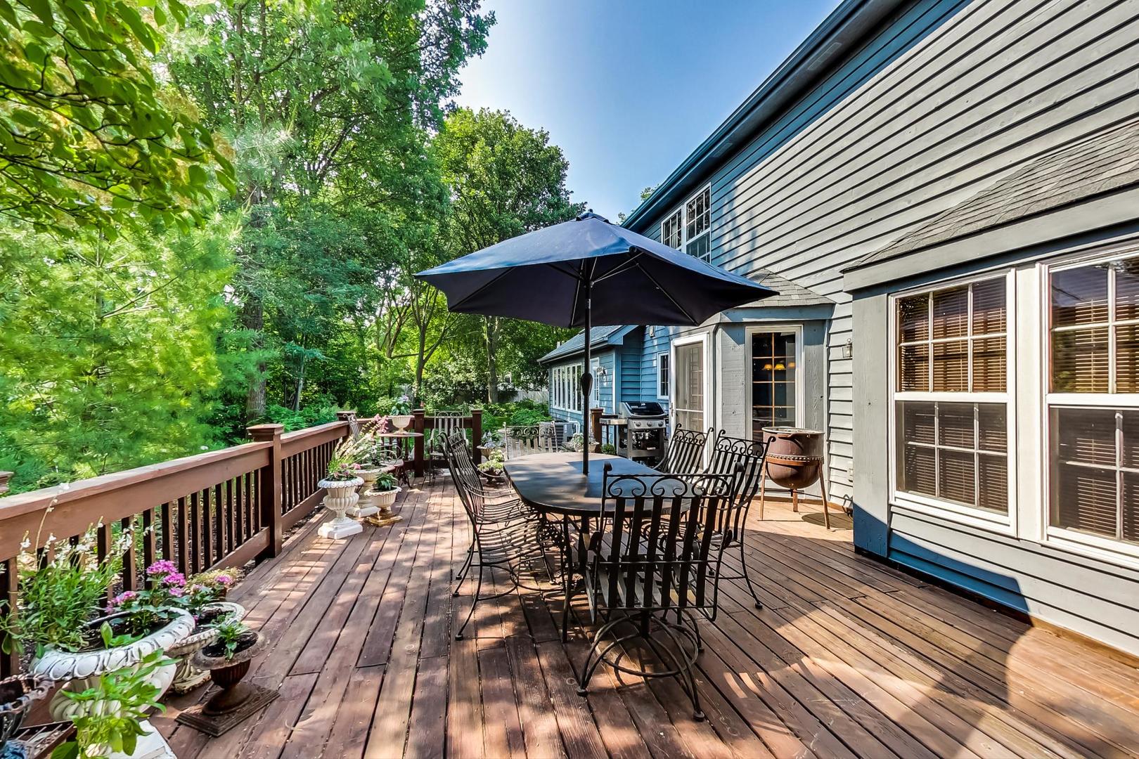 2120 Primrose Lane