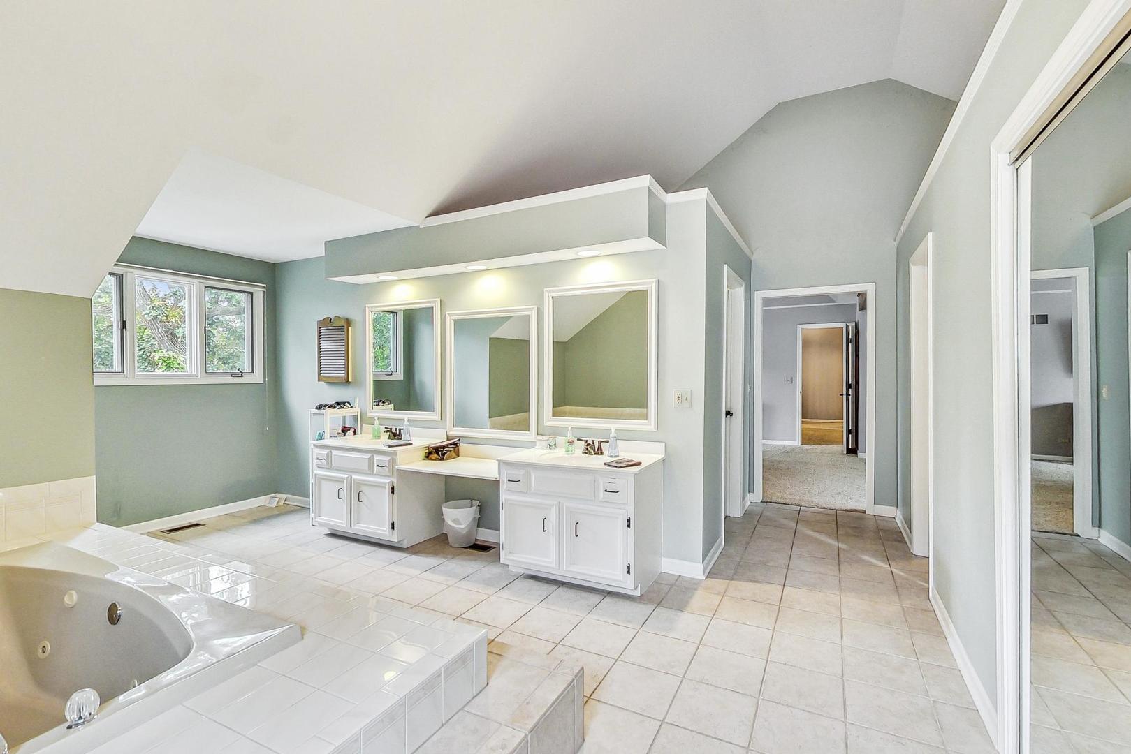 1847 River Ridge Circle