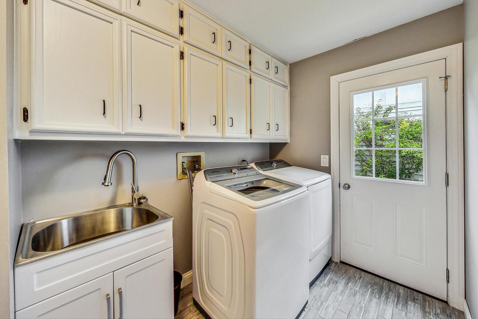 1847 River Ridge Circle