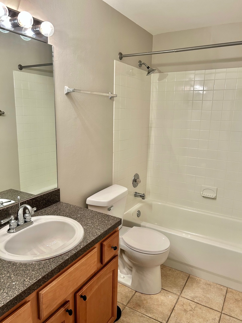 6019 FOREST VIEW Road Unit: 2B