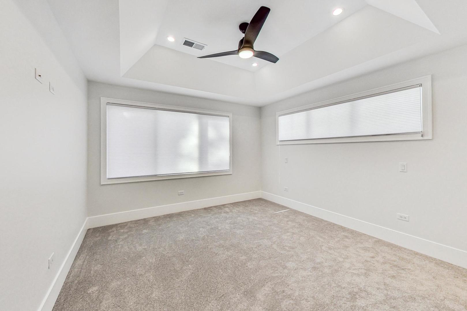 828 E Franklin Avenue