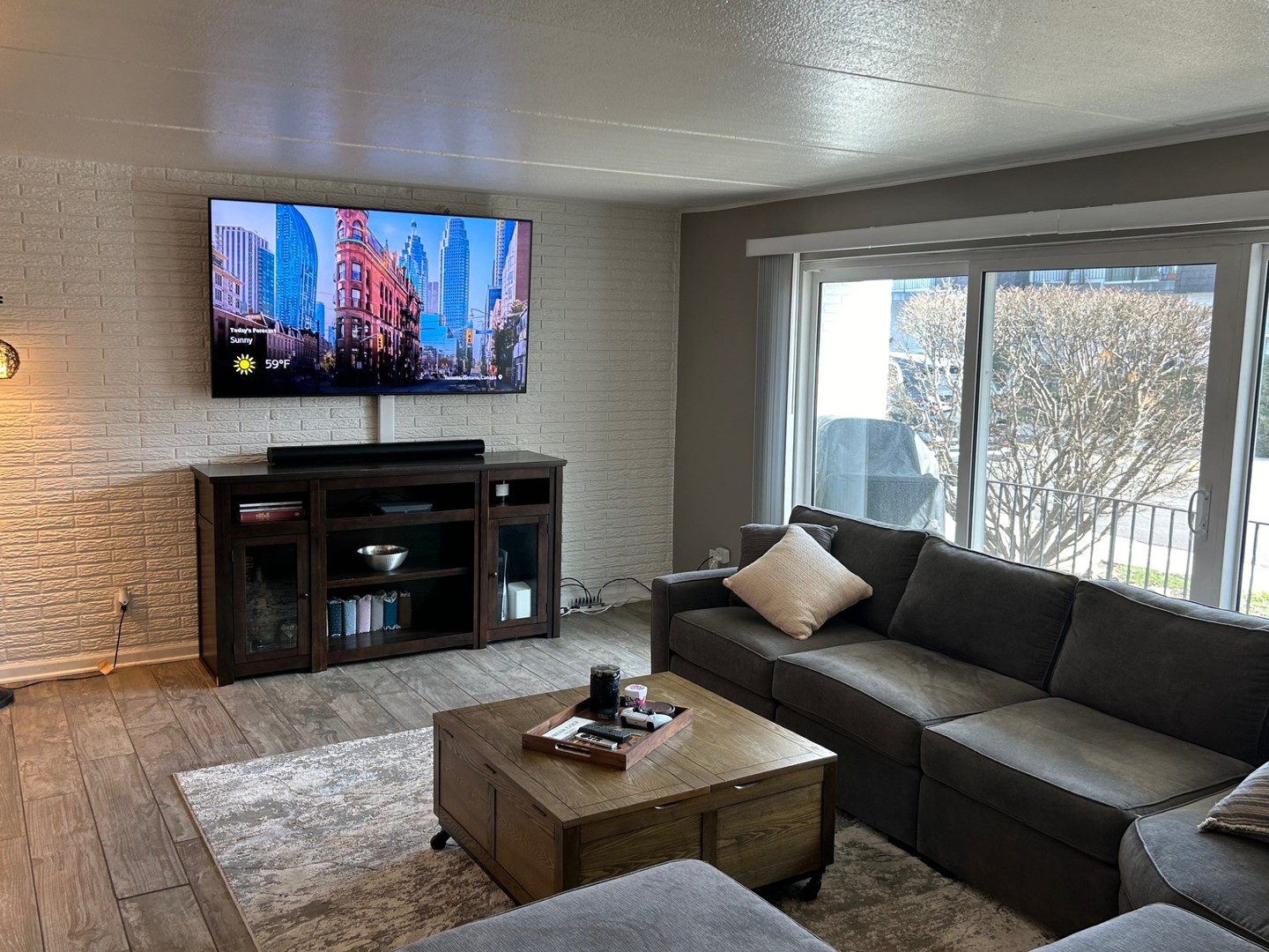 1115 Royal Saint George Drive Unit: 104