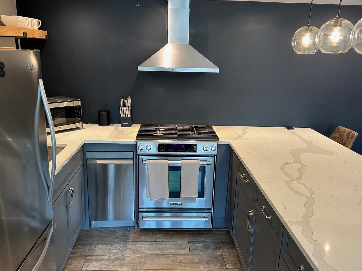 1115 Royal Saint George Drive Unit: 104