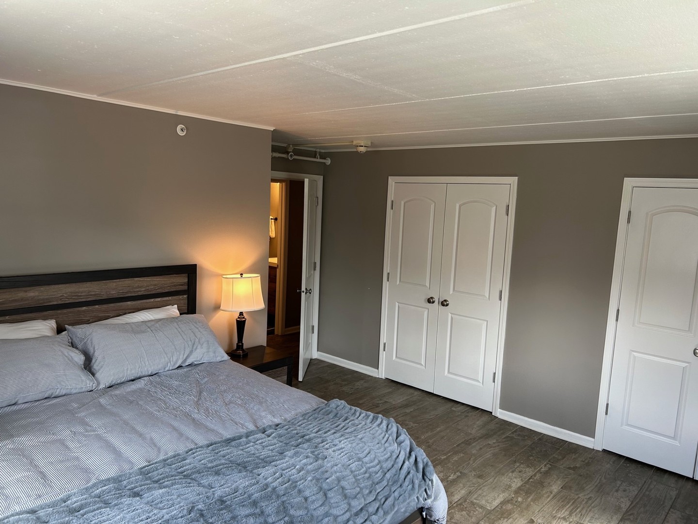 1115 Royal Saint George Drive Unit: 104