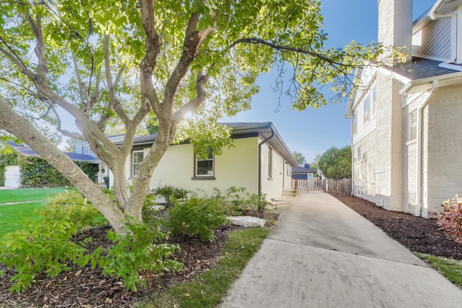 416 Leitch Avenue