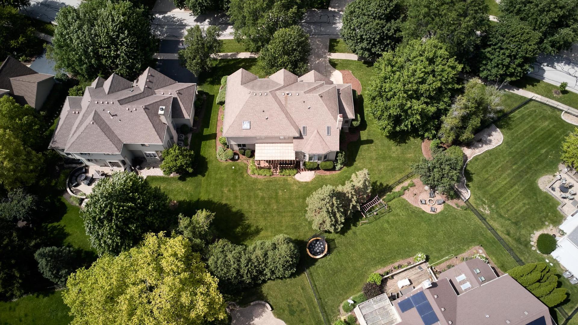 712 De Lasalle Court