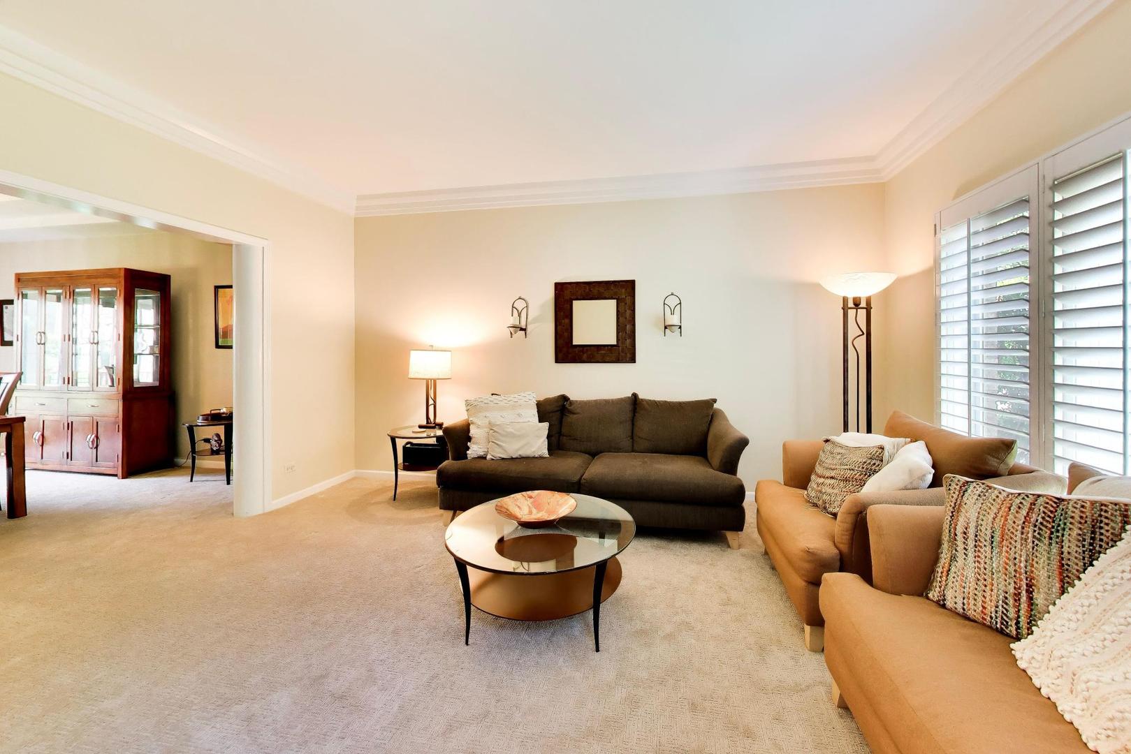 712 De Lasalle Court