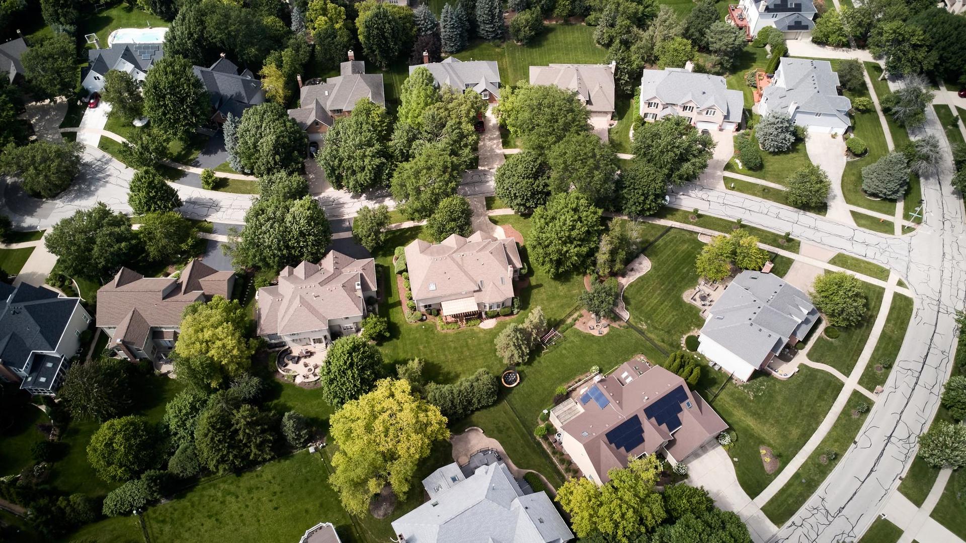 712 De Lasalle Court