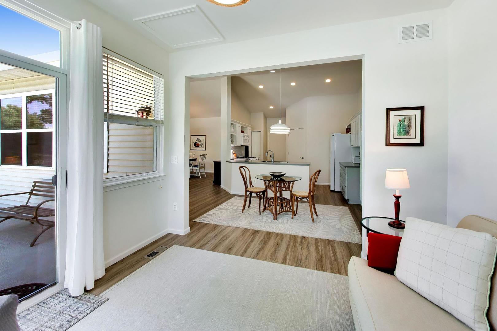 1450 W Ludington Circle