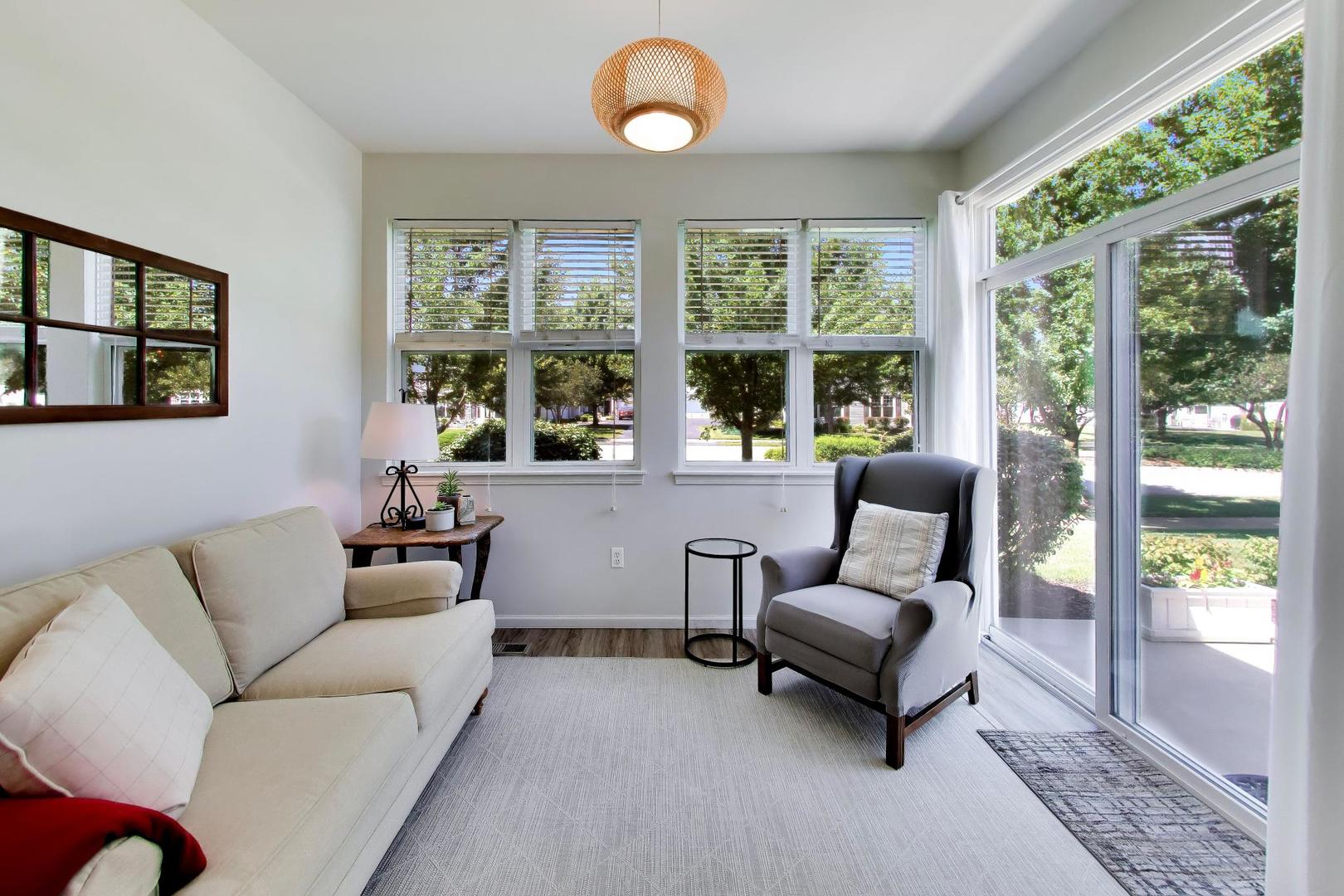 1450 W Ludington Circle