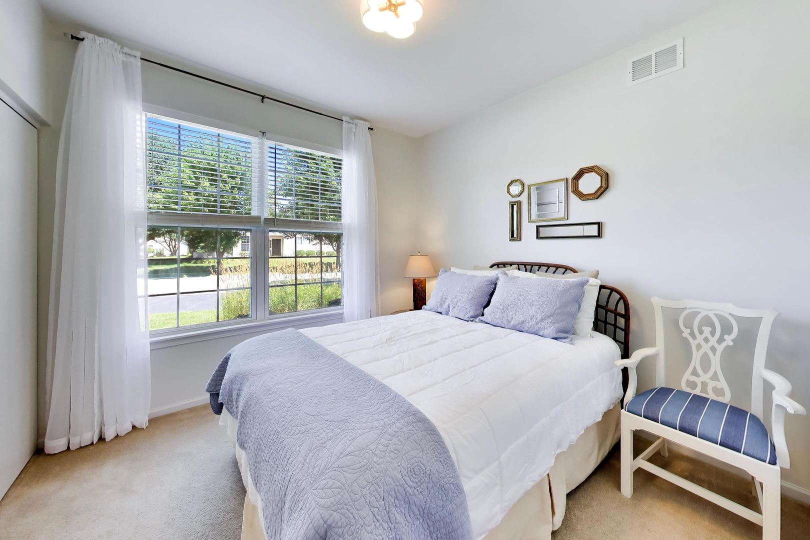 1450 W Ludington Circle