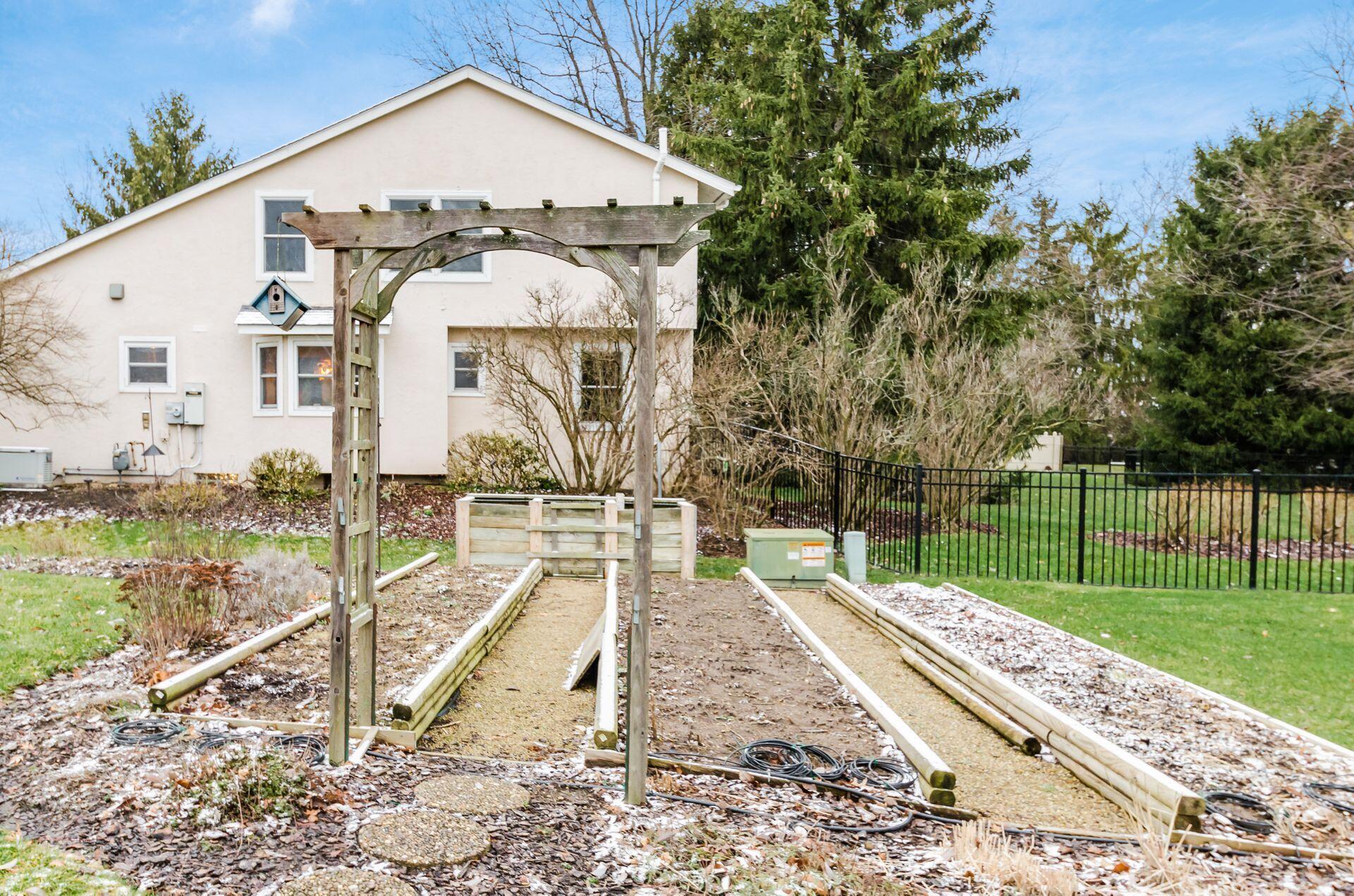 2514 Starford Drive