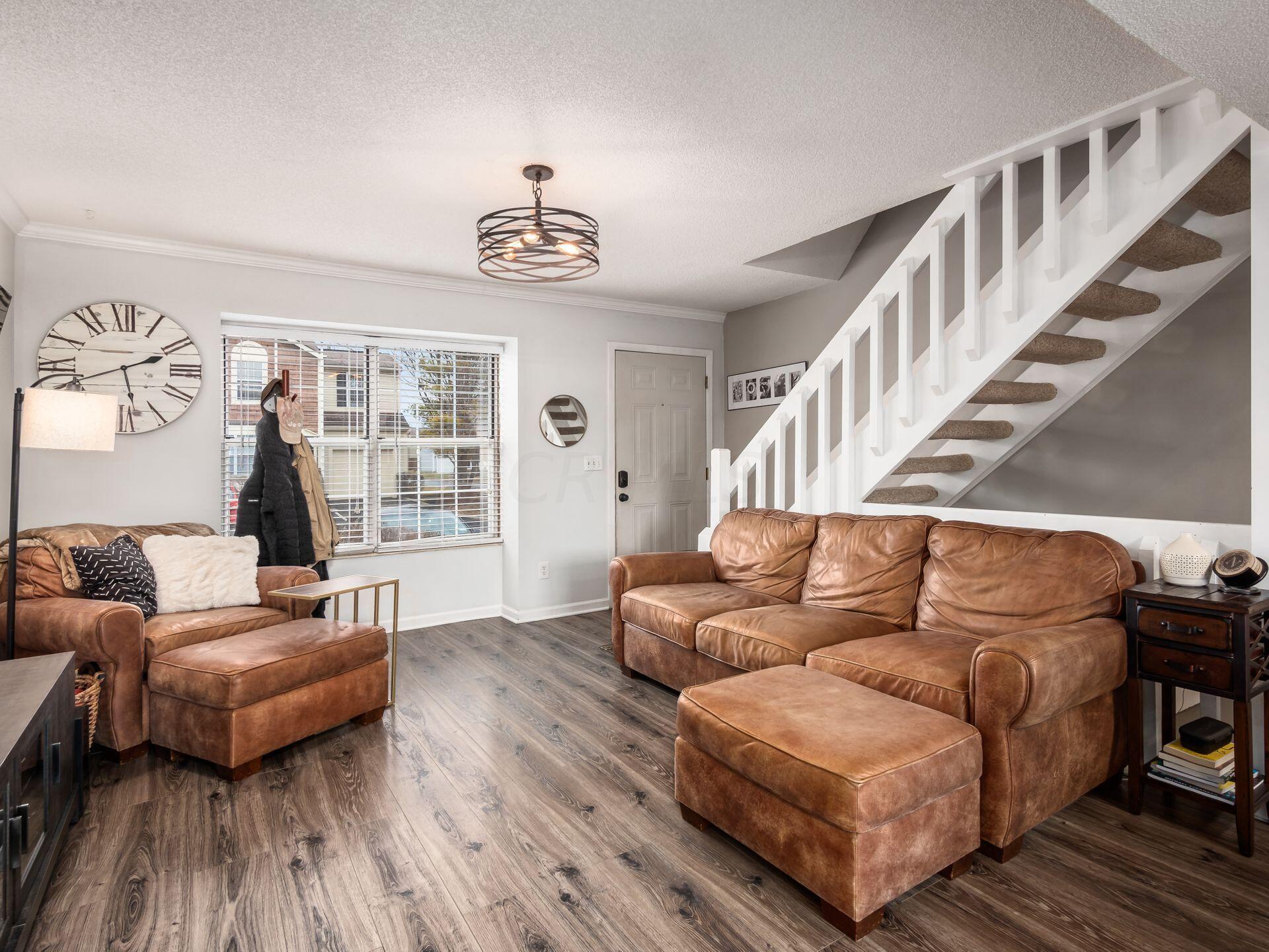 5019 Stoneybrook Boulevard, 10A