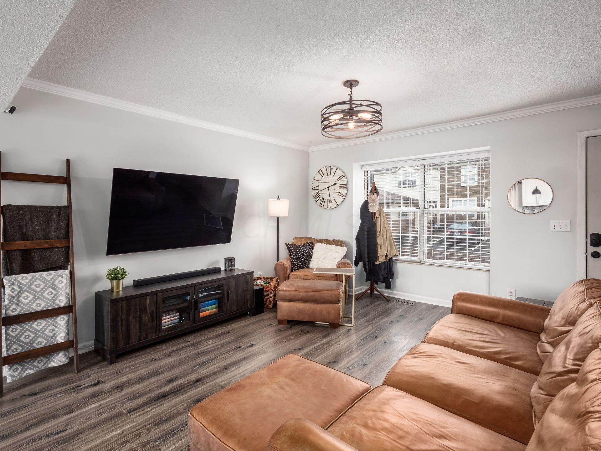5019 Stoneybrook Boulevard, 10A