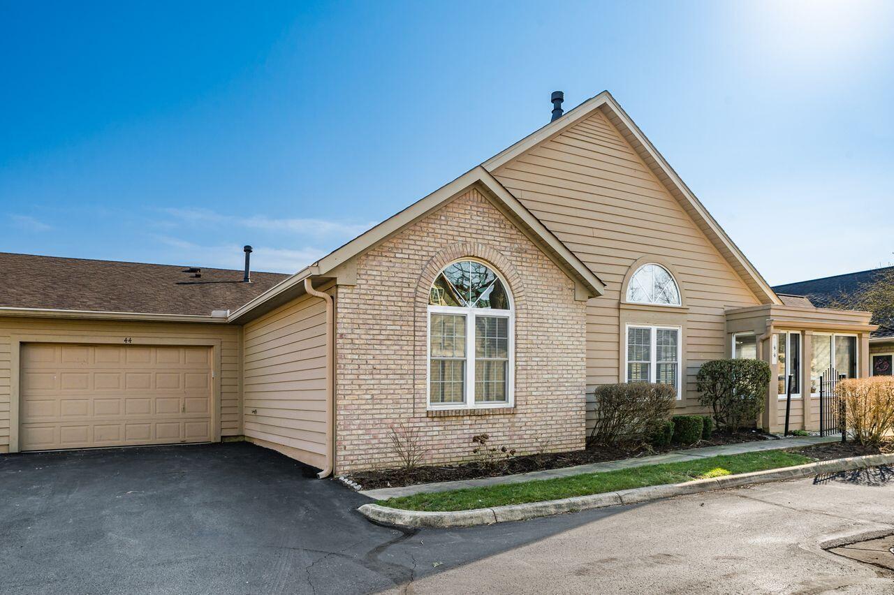 44 Abbeycross Lane