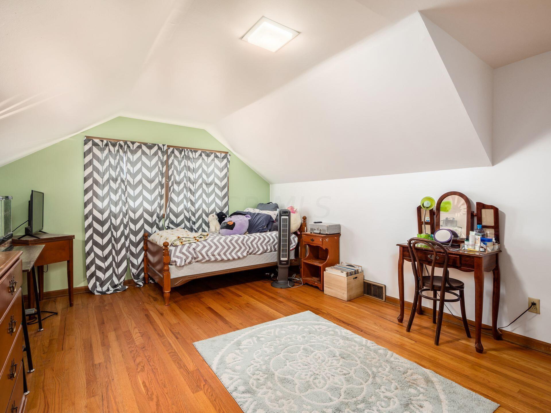 7571 Olentangy River Road