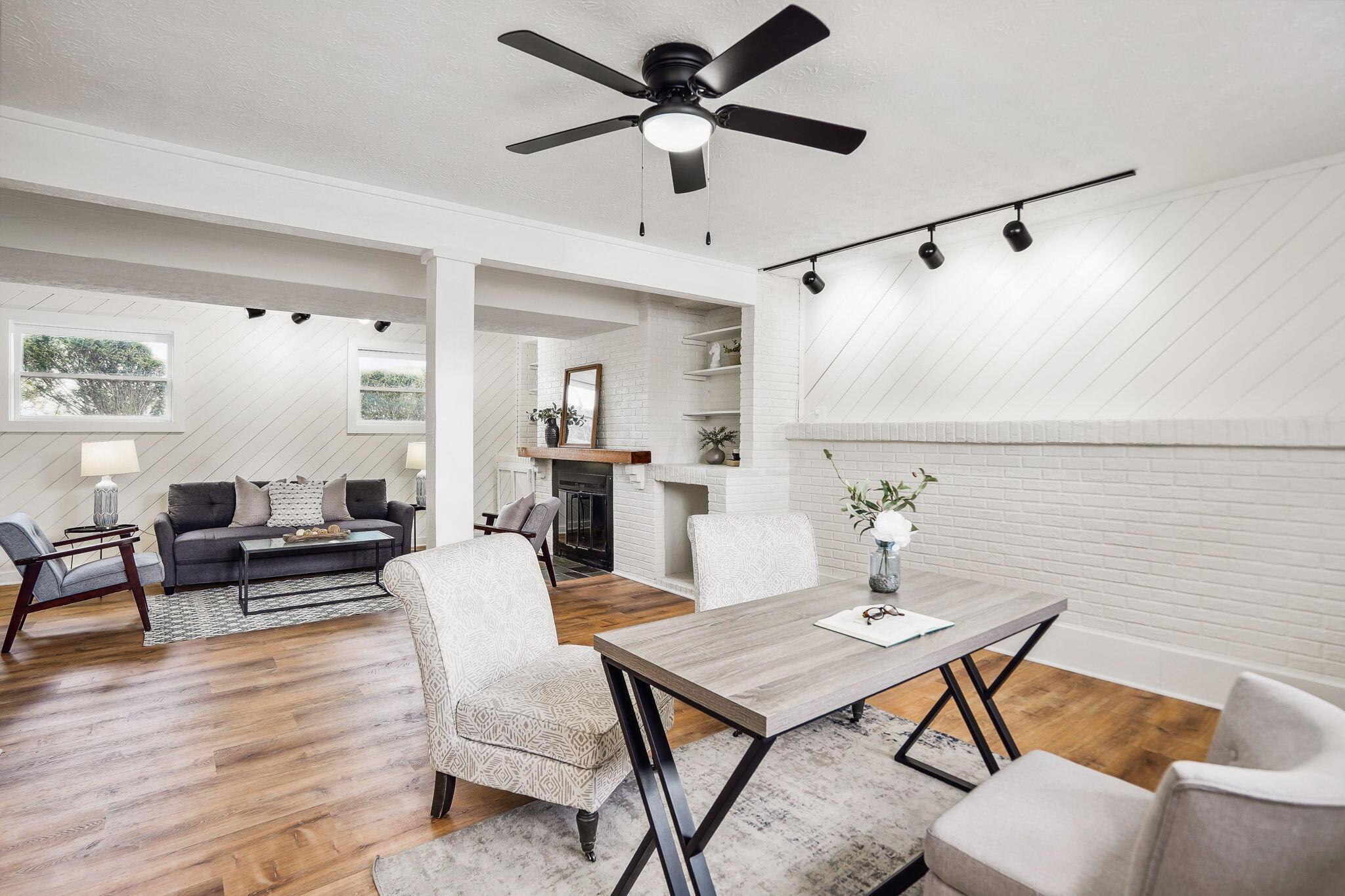 1267 Le Anne Marie Circle
