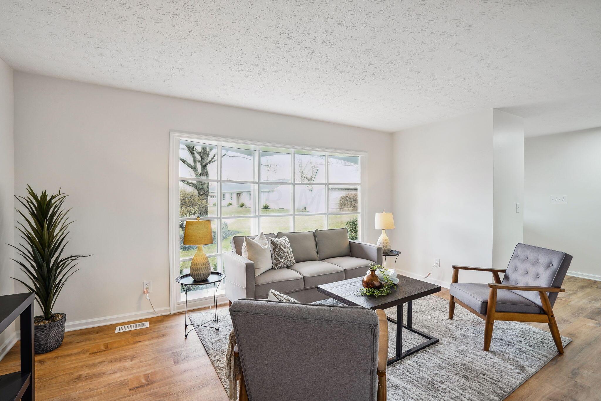1267 Le Anne Marie Circle
