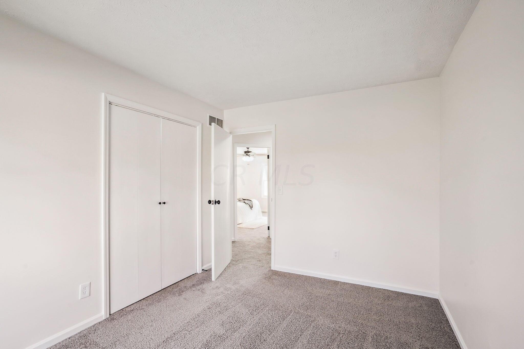 1267 Le Anne Marie Circle